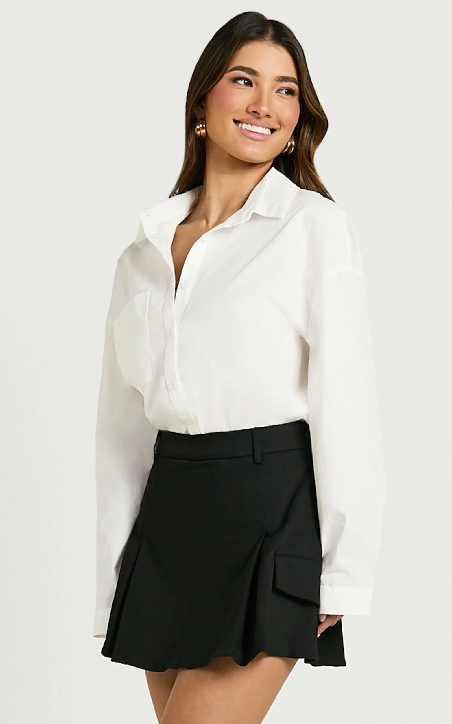 Brandi Skort - Mid Waisted Twill Mini Pleated Skort in Black