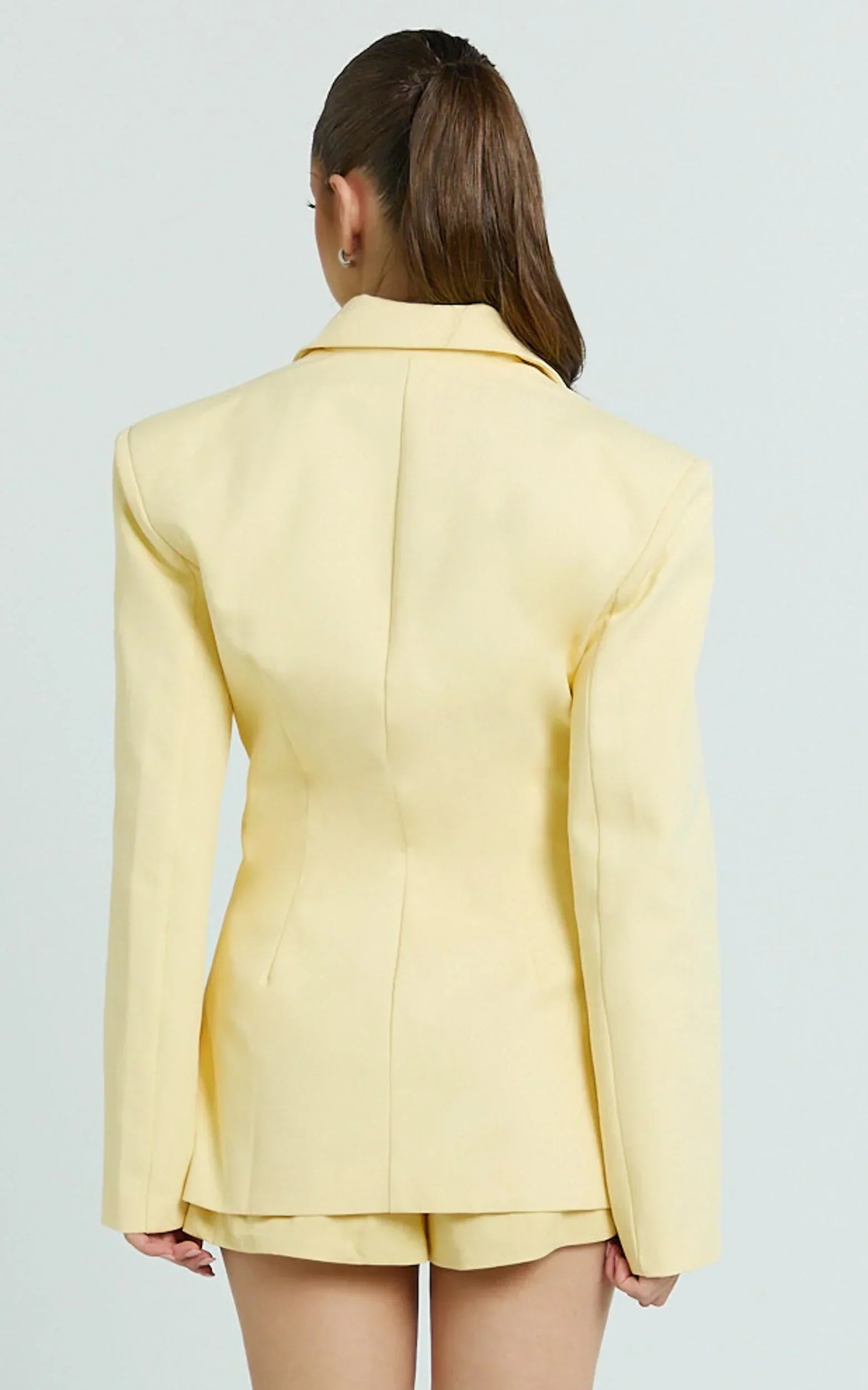 Harvey Blazer – 2 Button Closure Square Hem Blazer in Lemon